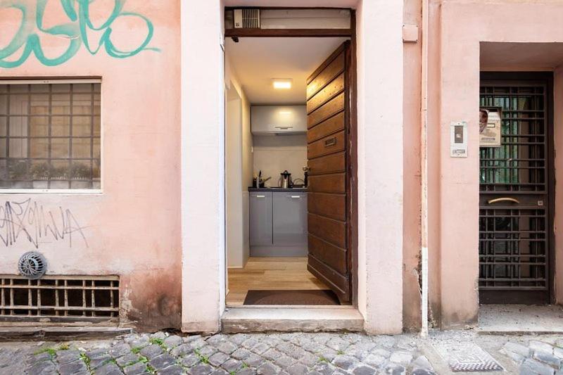 Enchanting In Trastevere * Rome